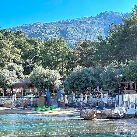 Ξενοδοχείο Z-villas 3*